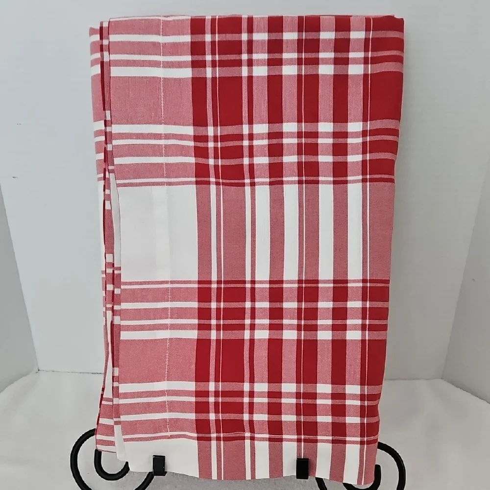 Crate&Barrel Red White Plaid Table Linen 6-x60